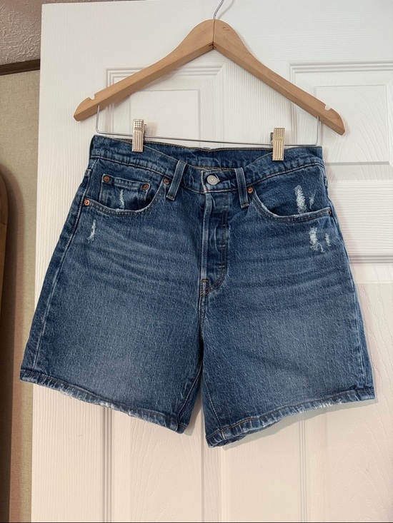 Levi's Pants - Levi High-Rise Denim Shorts - Blue